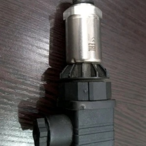 Nouveau capteur de débit Huba 210.915241N conçu pour mesurer le débit des fluides dans les applications industrielles - Product Image 5