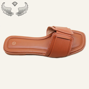 Nouvelles sandales plates d'été tendance pour femmes, respirantes, confortables, à enfiler, légères et durables, vente en gros - Product Image 5