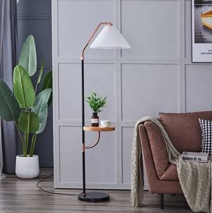 Lampadaire <span class=keywords><strong>sur</strong></span> <span class=keywords><strong>pied</strong></span> en bois de lecture rétro nordique avec Port USB Charge <span class=keywords><strong>sans</strong></span> <span class=keywords><strong>fil</strong></span> abat-jour en tissu - Product Image 5