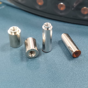 Tuercas de soldadura estañadas personalizables SMT SMD para varias necesidades de PCB Soluciones personalizadas para sus requisitos de ensamblaje electrónico - Product Image 3