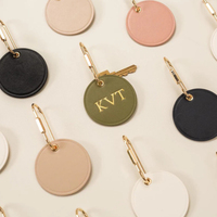 Porte-clés rond en cuir PU en gros, pendentif portable, gravure personnalisée, porte-clés gravé avec nom, cadeau personnalisé, support de clés, souvenir promotionnel