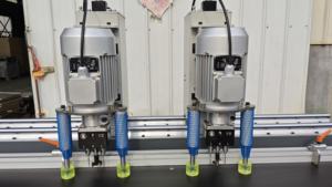 Máquina Perforadora de Bisagras de Doble Línea para Fabricación de Orificios en Paneles de Muebles y Muebles Modulares - Product Image 3