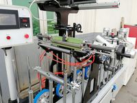 Machine de lamination de profilés en PVC pour bois, machine d'enveloppement de profilés en placage de bois avec colle thermofusible EVA imperméable