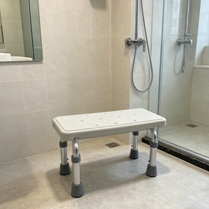 Chaise de douche JIPETAL 42x25x26.5cm, banc de bain réglable antidérapant pour personnes âgées, femmes enceintes, personnes handicapées - Product Image 1