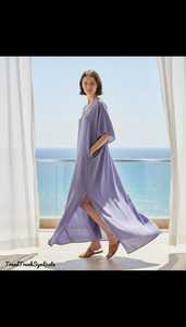 Robe Kaftan en Lin Lilas pour Femme – Tenue de Luxe pour Resort, Col en V, Longue, Ample et Fluide, Idéale pour Fêtes, Écologique, Respirante, Coupe Trapèze – Vente B2B - Product Image 5