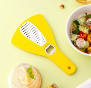 Râpe à fromage multifonctionnelle personnalisée, nouvelle, manuelle, plate, à gros trous, en acier inoxydable, pour la cuisine - Product Image 3