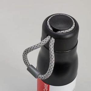 <span class=keywords><strong>Bouteille</strong></span> d'eau isolée sous vide à double paroi en acier inoxydable pour l'extérieur <span class=keywords><strong>Bouteille</strong></span> d'eau réfrigérante portable écologique pour l'extérieur - Product Image 6