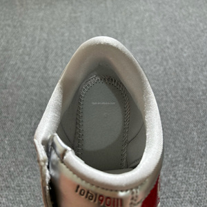 Giày đá bóng nam T90 năm 2025, thoáng khí, giày trong nhà, đế MD, kiểu dáng thể thao, giày thể thao mùa đông trẻ em, mẫu IC - Product Image 4