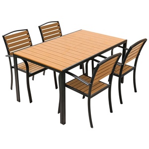 Set di <span class=keywords><strong>Tavolo</strong></span> e <span class=keywords><strong>Sedie</strong></span> da <span class=keywords><strong>Giardino</strong></span> in Teak dal Design Moderno per Esterni - Product Image 2