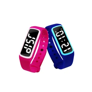 Wholesale stopwatch 8 music alarm 3d pedometer calorie distance counter fitness tracker watch custom logo