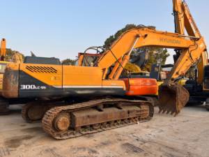 Excavadora Usada HYUNDAI 300LC-9S Precio Económico Excelente Rendimiento Excavadora Usada HYUNDAI en Venta - Product Image 3