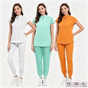 Uniforme Médico Jogger 42024LW, Blanco Óptico, Gorro Quirúrgico, Delantal Médico de Microfibra para Clínicas e Instituciones - Product Image 1