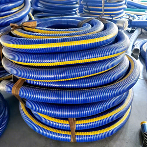 Tuyau composite à faible perméabilité, renforcé en acier inoxydable, pour le transfert de méthanol, xylène et diesel - Product Image 1