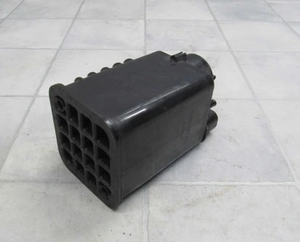 NUOVO Contenitore sub-assy del carbone di legna 77704-63010 SERBATOI di CARBURANTE per land curise lexus FJ CURISE - Product Image 3