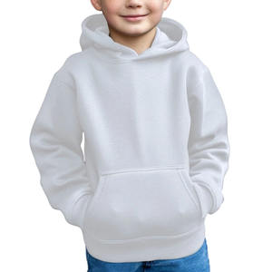 Sweat à capuche pour enfants prêt pour l'aventure, avec tissu imperméable et design multi-poches, idéal pour les sports, les voyages et les activités de plein air - Product Image 3
