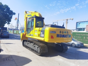 En stock, excavatrice sur chenilles Komatsu PC220 d'occasion, 22 tonnes, d'origine japonaise, PC220-7 PC220-8, excavatrice hydraulique de construction - Product Image 6