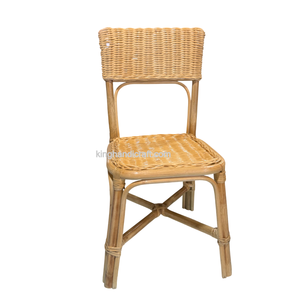 Chaise enfant en rotin écologique faite à la main, siège en osier pour enfants, idéale pour la décoration de fêtes et d'événements, en provenance du Vietnam - Product Image 1