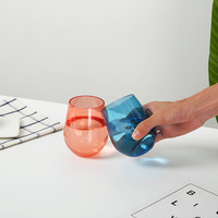 Tasse à jus de boisson incassable de couleur avec logo personnalisé verres à vin rouge en plastique sans pied en verre coloré