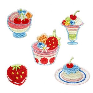 Nouvelles Broderies Thermocollantes et Autocollantes Mignonnes : Fraise, Glace, Cerise, Gâteau, Biscuit pour Vêtements d'Enfants, Sacs, Chapeaux et Décoration - Product Image 1