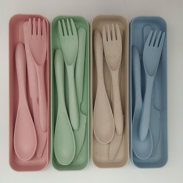 Бесплатный образец, экологически чистый многоразовый биоразлагаемый портативный набор столовых приборов из пшеничной соломы с индивидуальным чехлом