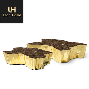 Mesa de <span class=keywords><strong>centro</strong></span> de árbol del conocimiento de lujo, latón fundido pulido con revestimiento de pátina, diseño de árbol dorado grabado - Product Image 1