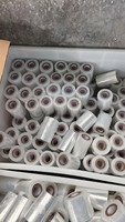 Film étirable LLDPE souple 300m de long et 50cm de large avec excellente mémoire pour l'unitisation et la stabilisation des palettes