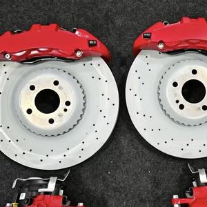 Kit de Pinzas de Freno con Disco de Cerámica de Carbono de 4-6 Pistones para <span class=keywords><strong>Mercedes</strong></span>-<span class=keywords><strong>AMG</strong></span> A45 <span class=keywords><strong>S</strong></span> CLA45 <span class=keywords><strong>S</strong></span> C63 <span class=keywords><strong>S</strong></span> E63 <span class=keywords><strong>S</strong></span> <span class=keywords><strong>GT</strong></span> <span class=keywords><strong>63</strong></span> <span class=keywords><strong>S</strong></span> S63 L - Product Image 1