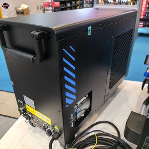 Soudeuse laser à fibre Sicheng Master X60 6 mm refroidie par air, portable, de bureau, pour la réparation de métaux et d'acier - Product Image 3