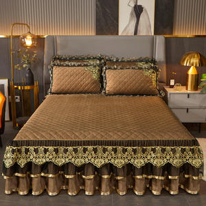 Juego <span class=keywords><strong>de</strong></span> colcha <span class=keywords><strong>de</strong></span> 3 piezas <span class=keywords><strong>de</strong></span> terciopelo <span class=keywords><strong>de</strong></span> cristal <span class=keywords><strong>de</strong></span> estilo europeo, sábanas acolchadas <span class=keywords><strong>de</strong></span> franela gruesa antideslizante, cama <span class=keywords><strong>de</strong></span> terciopelo Coral impresa - Product Image 4