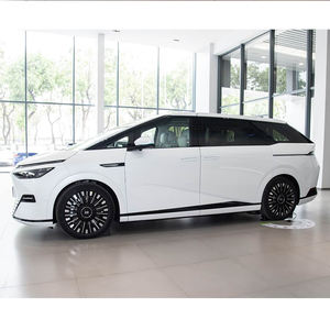 Coche Eléctrico MPV XPENG X9 PRO <span class=keywords><strong>de</strong></span> <span class=keywords><strong>Segunda</strong></span> <span class=keywords><strong>Mano</strong></span>, Volante a la Izquierda, Interior Oscuro, Asientos <span class=keywords><strong>de</strong></span> Tela, <span class=keywords><strong>7</strong></span> <span class=keywords><strong>Plazas</strong></span> - Product Image 4