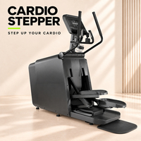 Appareil elliptique de cardio-training avec poignées mobiles et console numérique pour un entraînement complet du corps et une remise en forme en intérieur