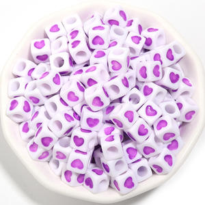 Tapis d'égouttement de couleur de perles d'amour carrées conçues à la mode pour la fabrication de bijoux faits à la main en plastique acrylique et matériaux Lucite - Product Image 6