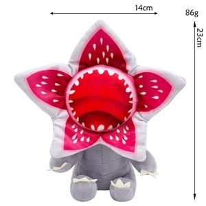 Portachiavi in Peluche Personalizzato di <span class=keywords><strong>Stranger</strong></span> <span class=keywords><strong>Things</strong></span>, Giocattoli Anime Personalizzati con Fiori di <span class=keywords><strong>Stranger</strong></span> <span class=keywords><strong>Things</strong></span> - Product Image 4