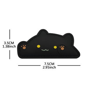 Insignias de Gato de PVC 3D Satíricas y Divertidas al por Mayor con Cierre de Gancho en la Parte Posterior para Decoración de Mochilas, Gorras y Ropa - Product Image 3