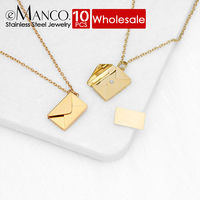 eManco 10PCS Collier en acier inoxydable avec pendentif en forme d'enveloppe ouvrable pour femmes à peau sensible, à porter au quotidien