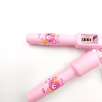 Corde à sauter mignonne de dessin animé pour les enfants pour le comptage et l'exercice