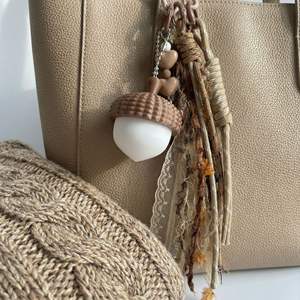 Colgante para bolso de <span class=keywords><strong>bellota</strong></span> impreso en 3D, llavero con cierre de estrella, colgante de borla con flecos de encaje bohemio, accesorio de lujo de estilo coquette para bolsos de regalo - Product Image 1