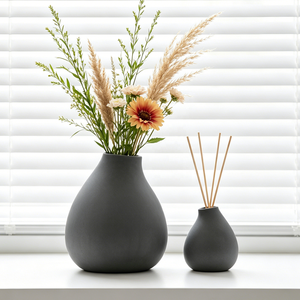 Vasi in Ceramica Semplici Personalizzati YBH, Decorazioni Ecologiche <span class=keywords><strong>per</strong></span> Matrimoni, Vasi da Tavolo Moderni in Porcellana con Smalto Opaco - Product Image 1