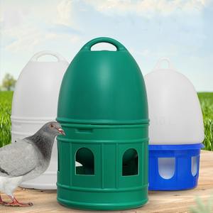 Mangeoire à biberon en plastique portable durable, automatique et écologique pour oiseaux pigeons Vente en gros - Product Image 2