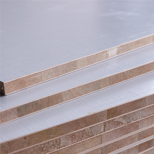 บล็อกบอร์ด Falcata อินโดนีเซียขนาด1220มม. * 2440มม. 18มม. - Product Image 3