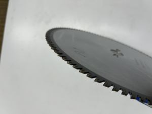 300*3,<span class=keywords><strong>2</strong></span>/<span class=keywords><strong>2</strong></span>,<span class=keywords><strong>2</strong></span>*30 мм карабин из твердой древесины режущий диск 96t дисковые пилы PCD - Product Image 4