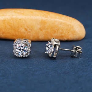 ต่างหูเพชรโมอิสสีเงินแท้ S925ใบโคลเวอร์สี่แฉกใหม่สำหรับผู้หญิงชุดไมโครเพชรที่เต็มไปด้วยเพชร - Product Image 2