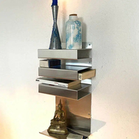Étagère murale en acier inoxydable Étagère flottante moderne à plusieurs niveaux pour la décoration de livres ou l'affichage de cafés