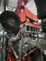 Mesin Thermoforming 3-Stasiun 2026 dengan Mesin & Motor untuk Wadah Plastik PP/PS/PET Produktivitas Tinggi Kotak Blueberry
