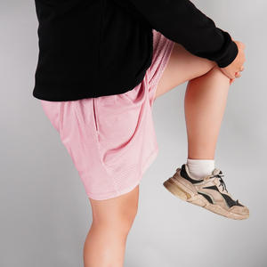 Pantalones cortos de malla para hombre de poliéster para entrenamiento gráfico al por mayor, pantalones cortos de malla para correr en la playa con logotipo personalizado para hombre - Product Image 3