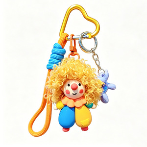 Porte-clés Poupée Clown de Cirque à Cheveux Bouclés Style Dessin Animé, Breloque de Sac Amusante Kawaii, Porte-clés Chien Ballon 3D Tendance avec Perruque Moelleuse - Product Image 2