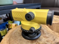Niveau Automatique Topcon AT-B4A Haute Précision pour Mesures Topographiques en Extérieur