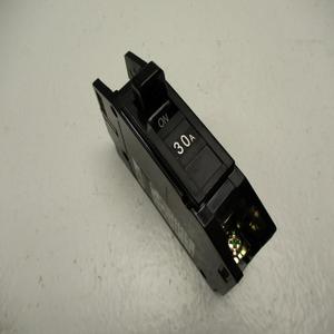 30A เบรกเกอร์วงจร F51 (ตามภาพ) nsnp ต้นฉบับใหม่สต็อกอุตสาหกรรมอัตโนมัติ - Product Image 1