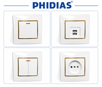 Enchufe de Pared Monopolar Eléctrico de Grado Comercial para la UE, Borde/Anillo Dorado, PC 10A 16A 250V, Certificado CE, para Uso en Oficinas y Residencias