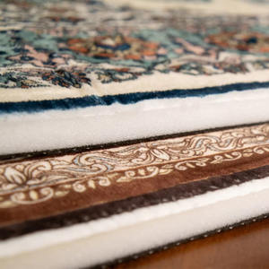 Alfombra de Oración Musulmana Cuadrada, Antibacteriana y Antideslizante, Hecha a Máquina, de Poliéster de Pelo Alto con Base de Goma Antideslizante, 75x115cm - Product Image 5